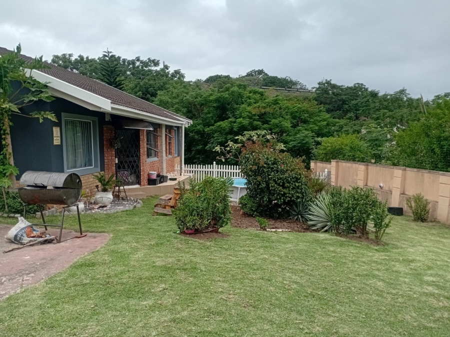 To Let 4 Bedroom Property for Rent in Nahoon Valley Park Eastern Cape